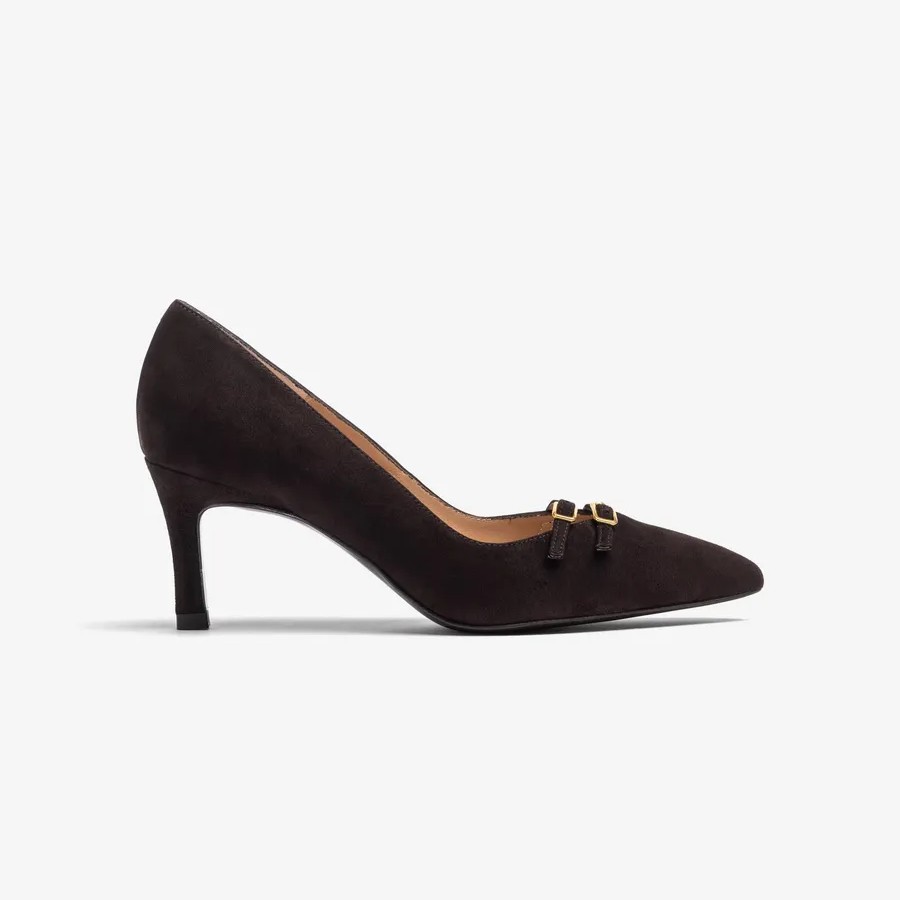 Escarpins à pointe fine avec détail