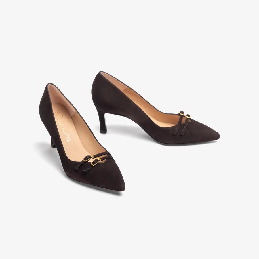 Escarpins à pointe fine avec détail